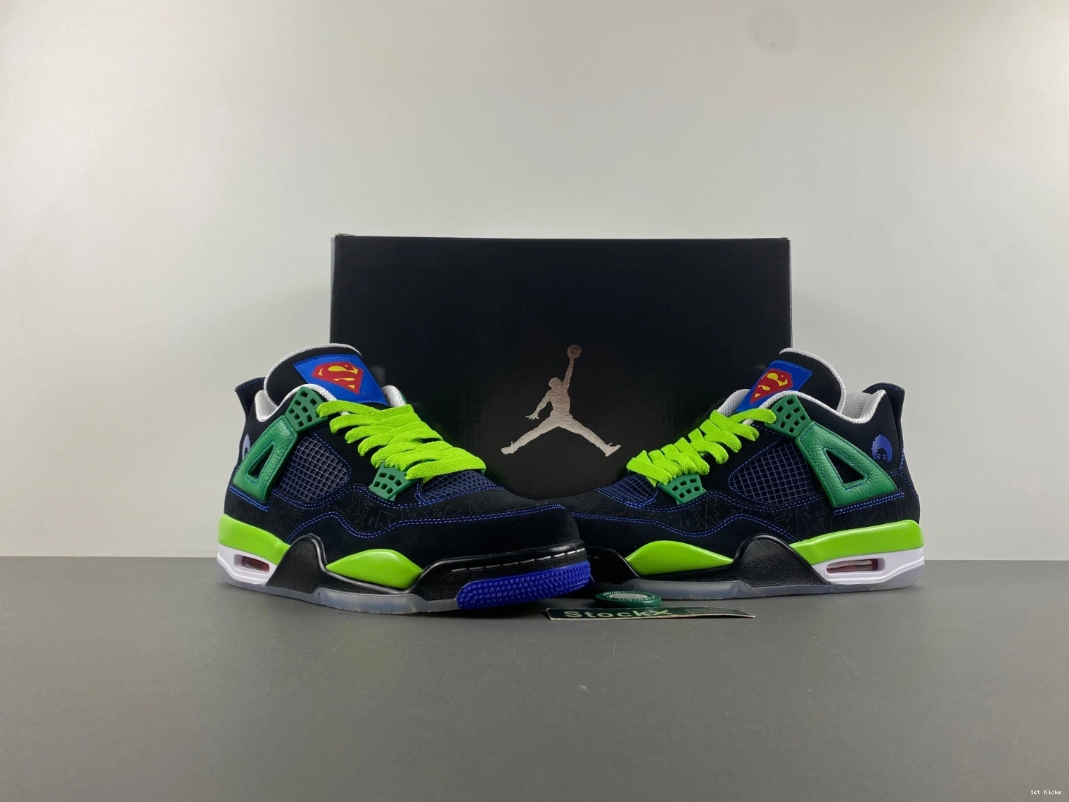 Doernbecher 4 308497-015 - Jordan Retro 0328